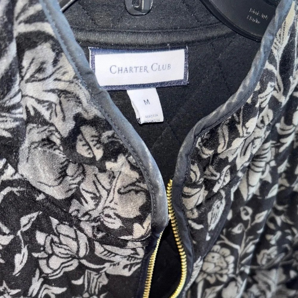 Charter Club Black and Gray Floral Women's Vest - Picture 10 of 10
